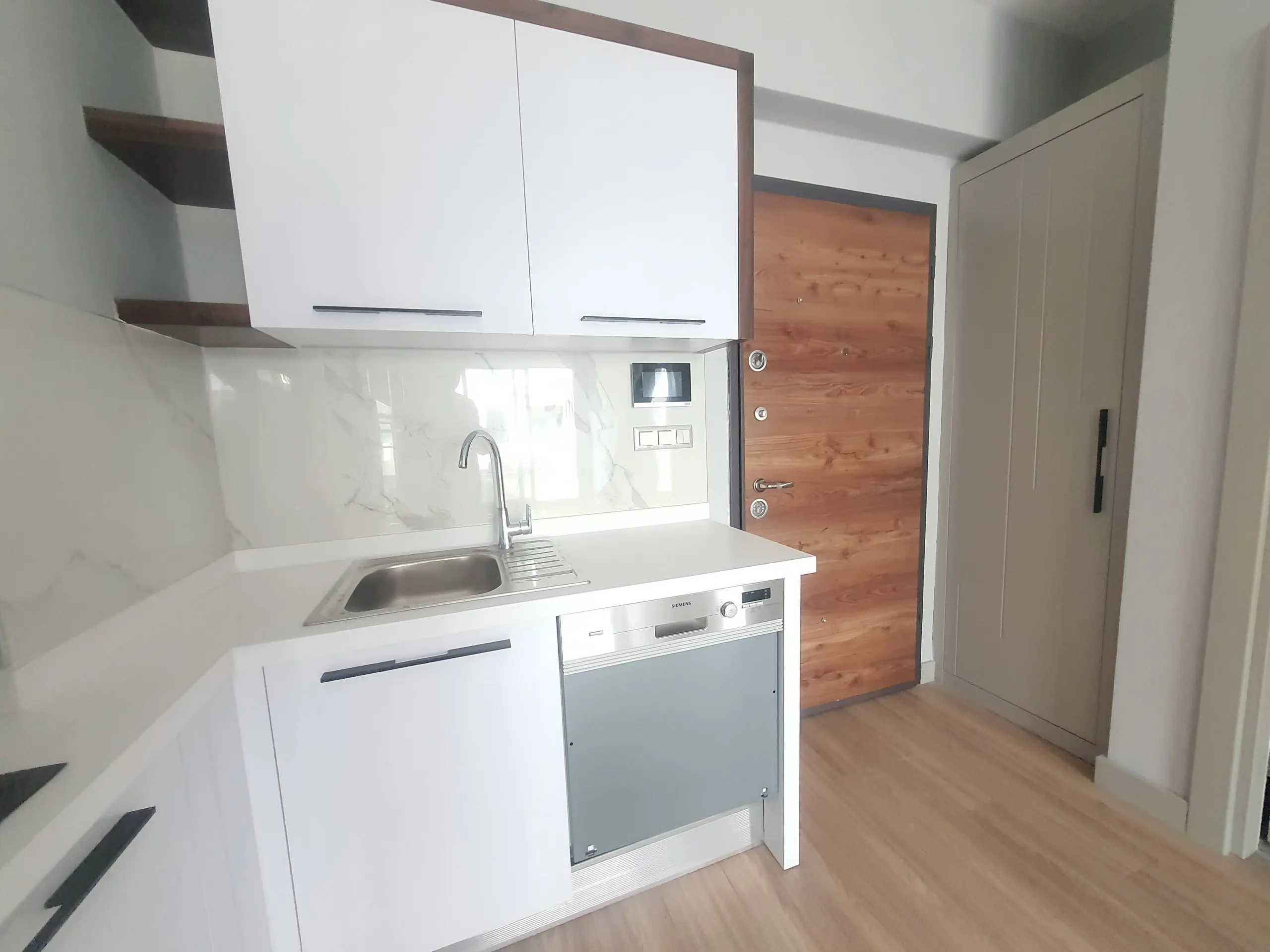 20231205 120210 scaled 1