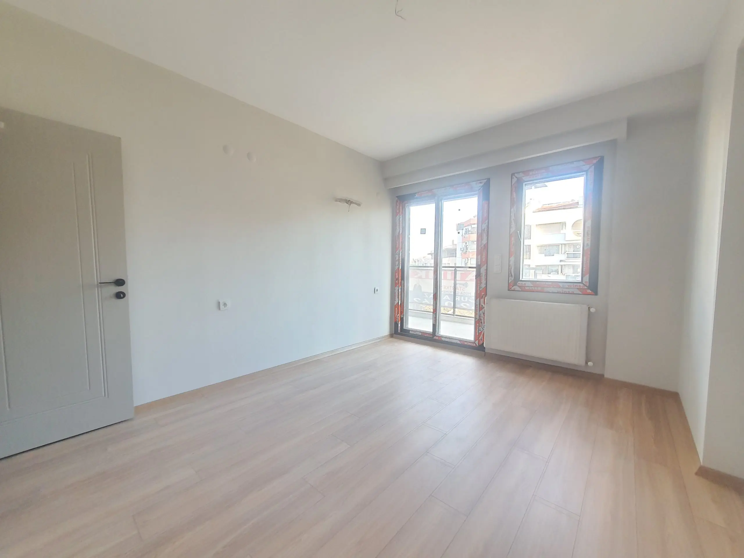 Uğur Ayaz - İzmir Mavişehir Gayrimenkul Danışmanı 20231220 160303 scaled 1
