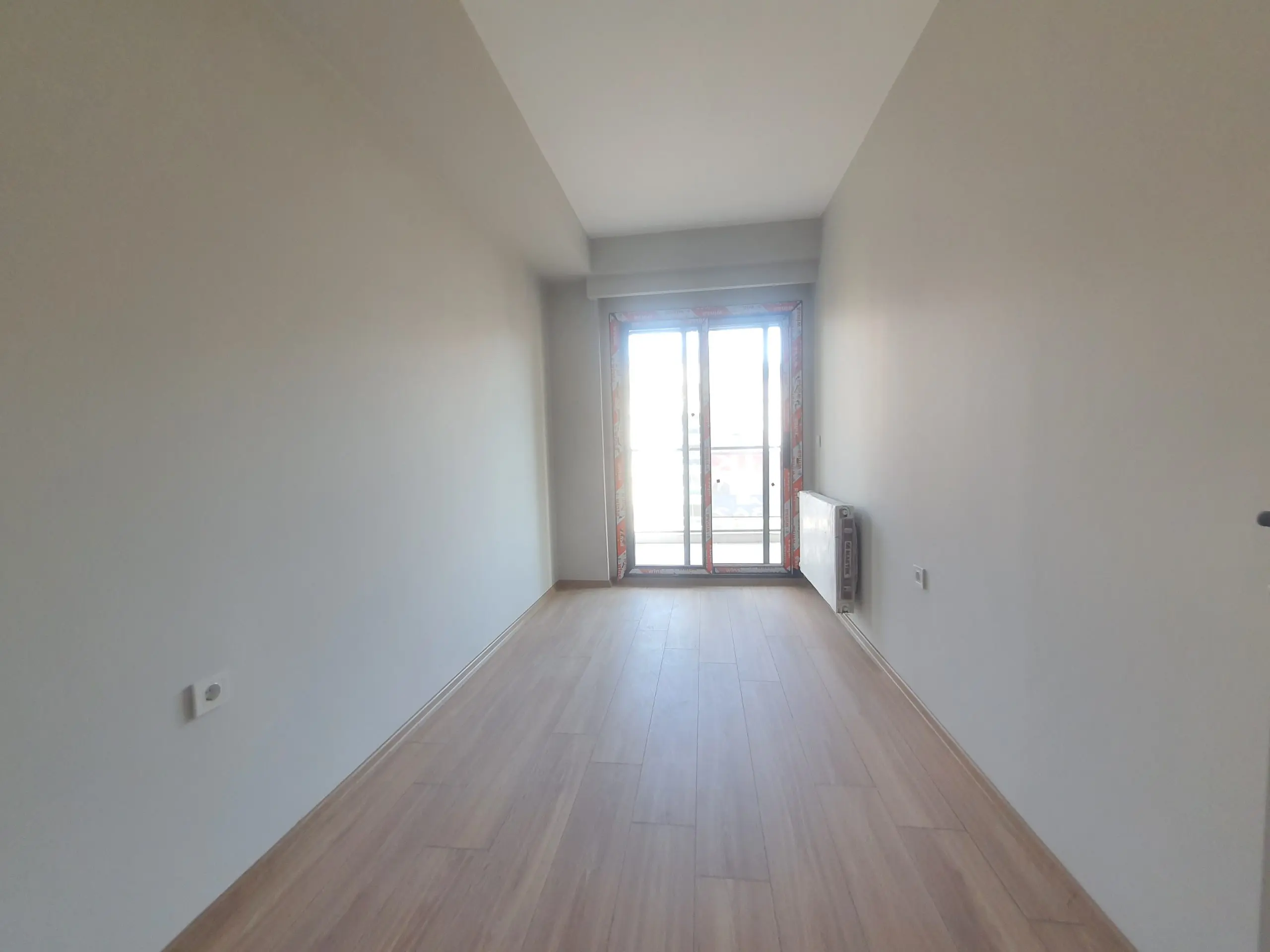 Uğur Ayaz - İzmir Mavişehir Gayrimenkul Danışmanı 20231220 160313 scaled 1