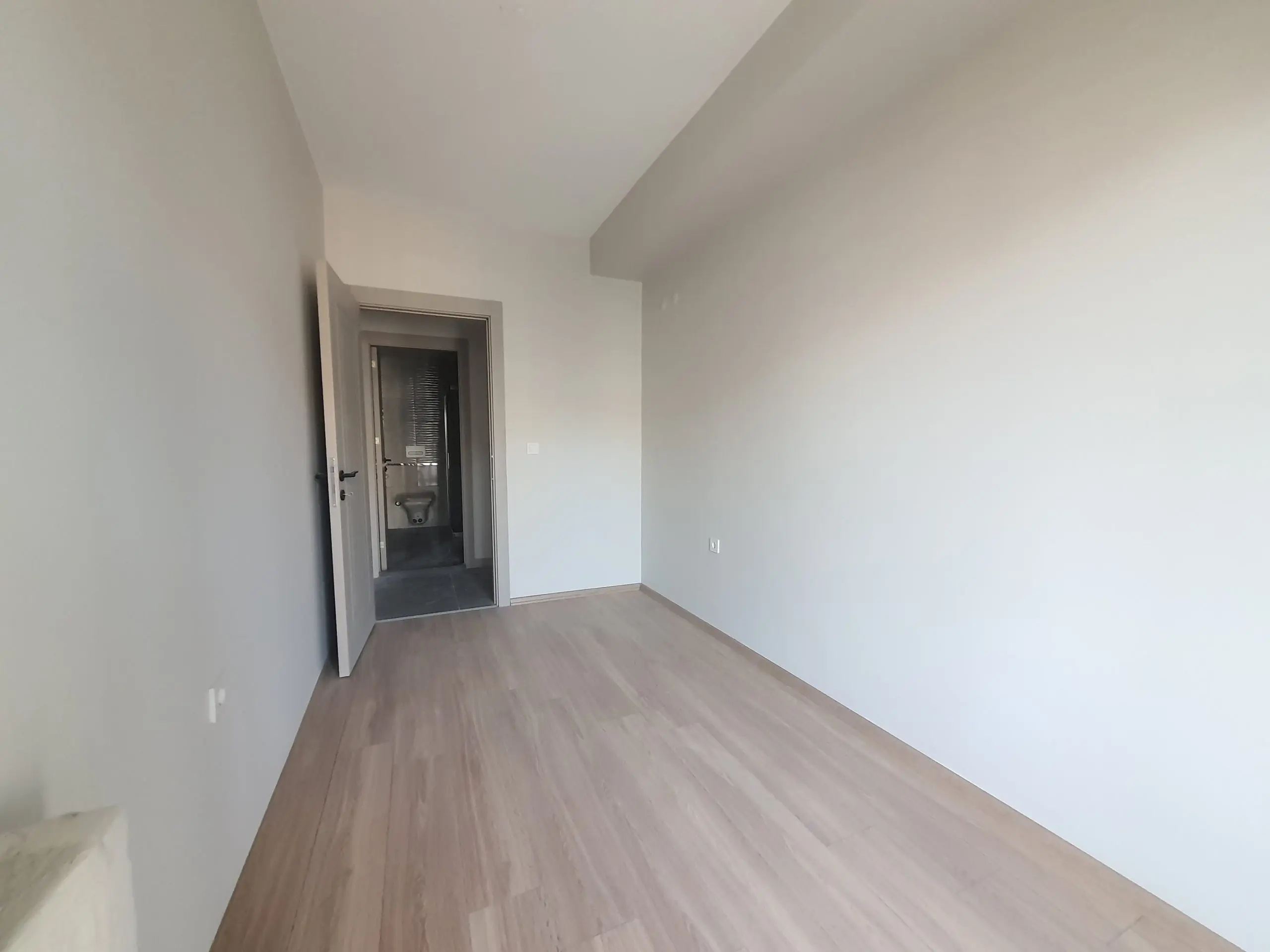Uğur Ayaz - İzmir Mavişehir Gayrimenkul Danışmanı 20231220 160325 scaled 1