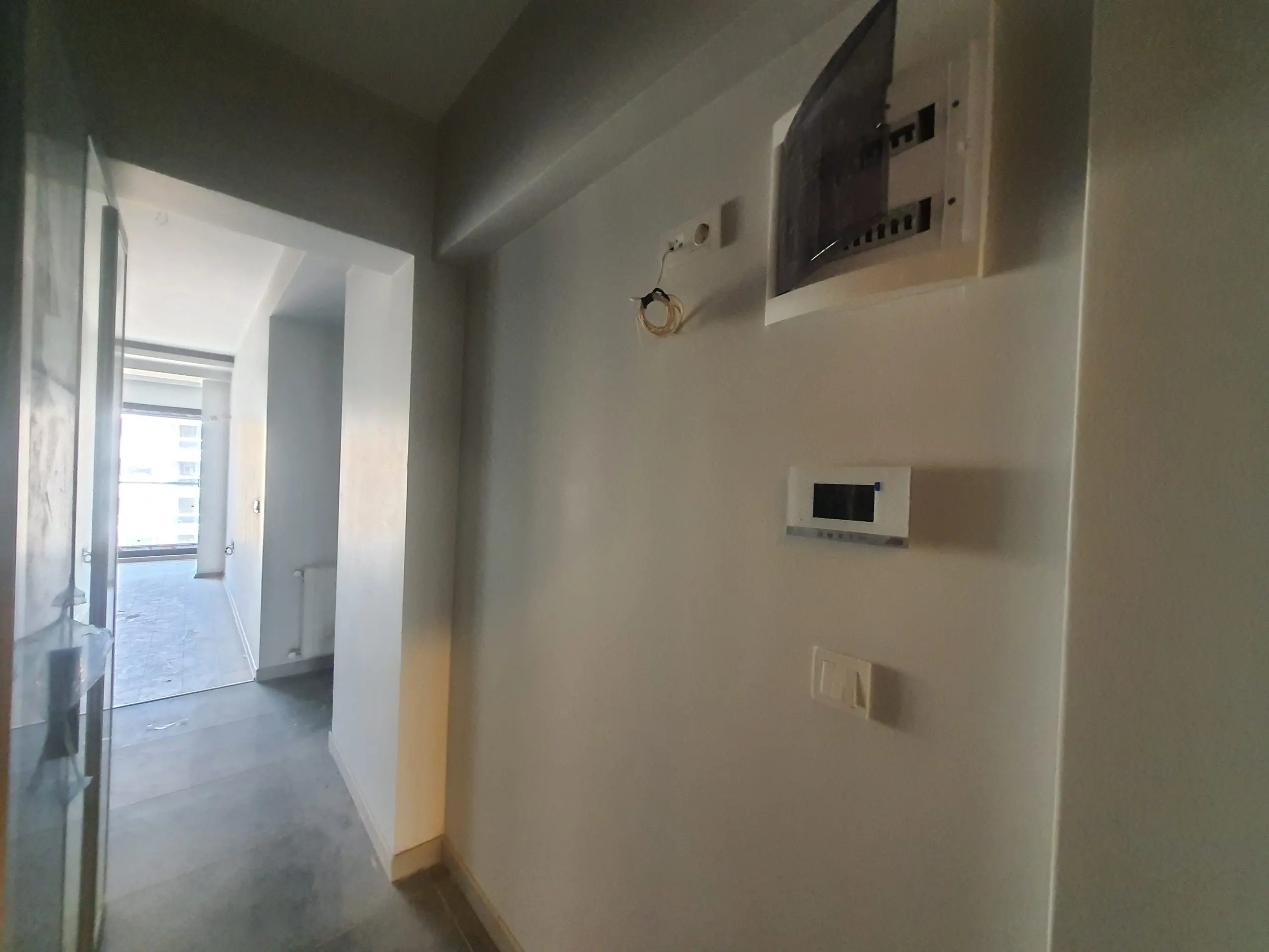 Uğur Ayaz - İzmir Mavişehir Gayrimenkul Danışmanı 20231220 161038 scaled 1