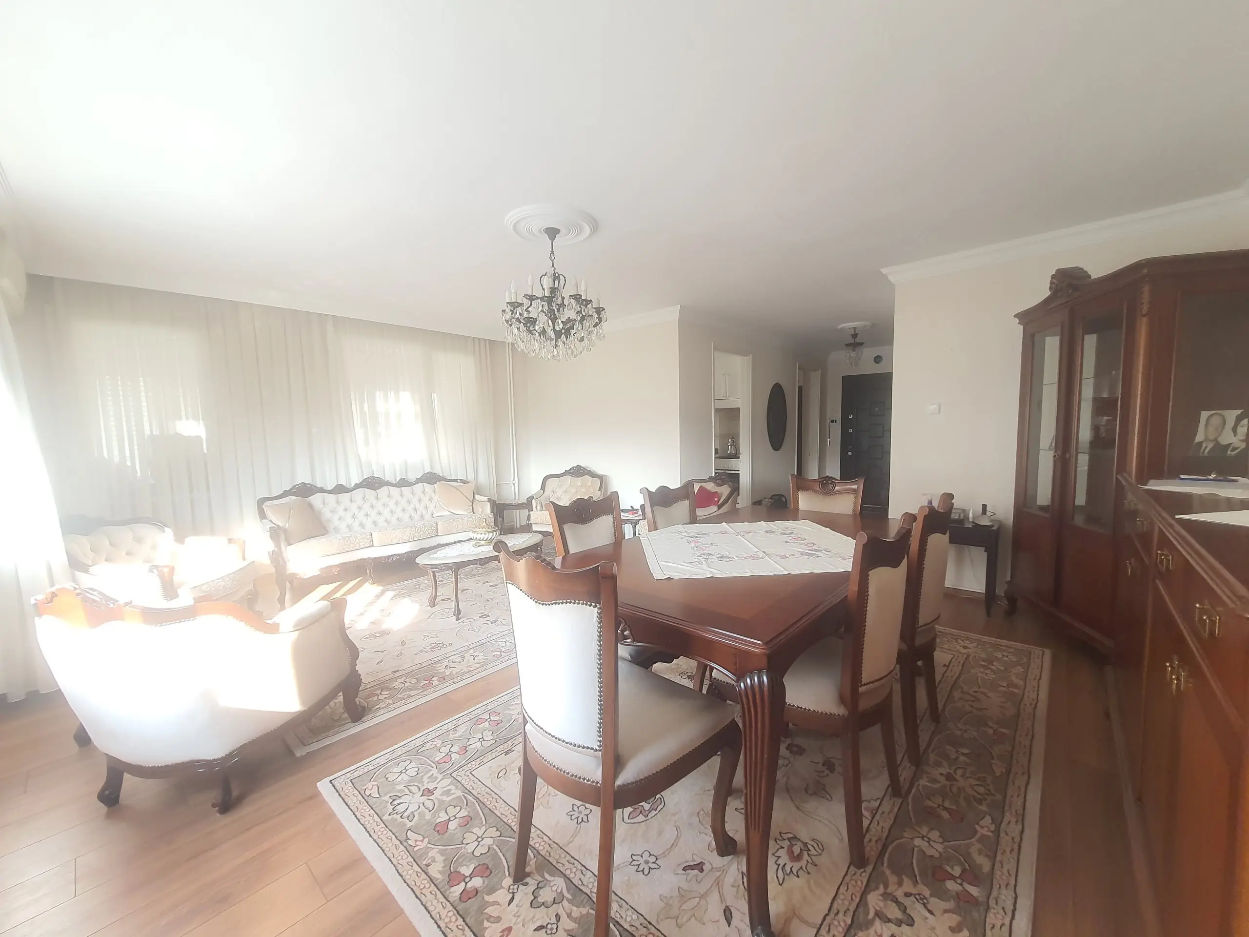 Uğur Ayaz - İzmir Mavişehir Gayrimenkul Danışmanı 20250302 095624 scaled 1