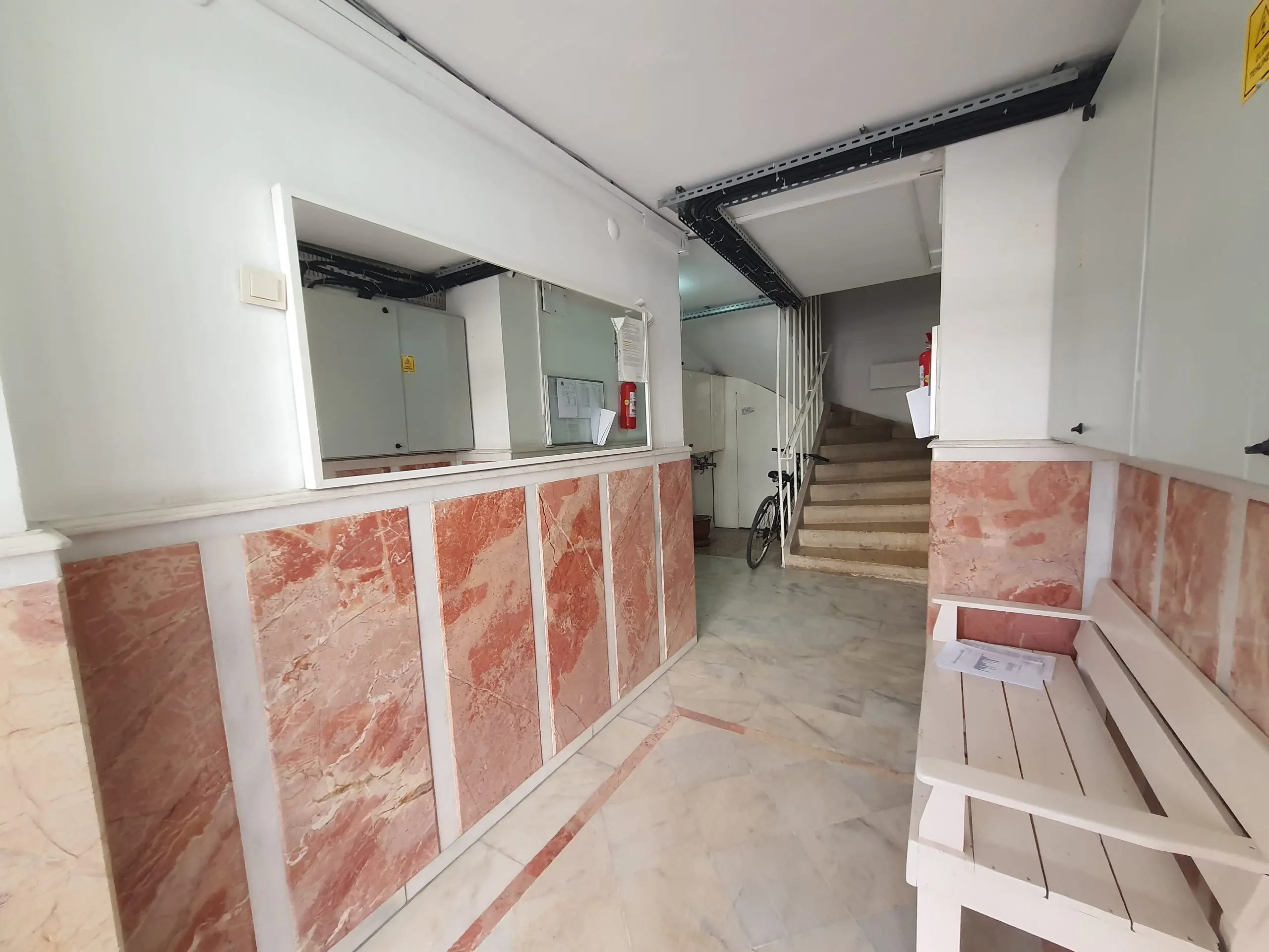 Uğur Ayaz - İzmir Mavişehir Gayrimenkul Danışmanı 20250302 103040 scaled 1