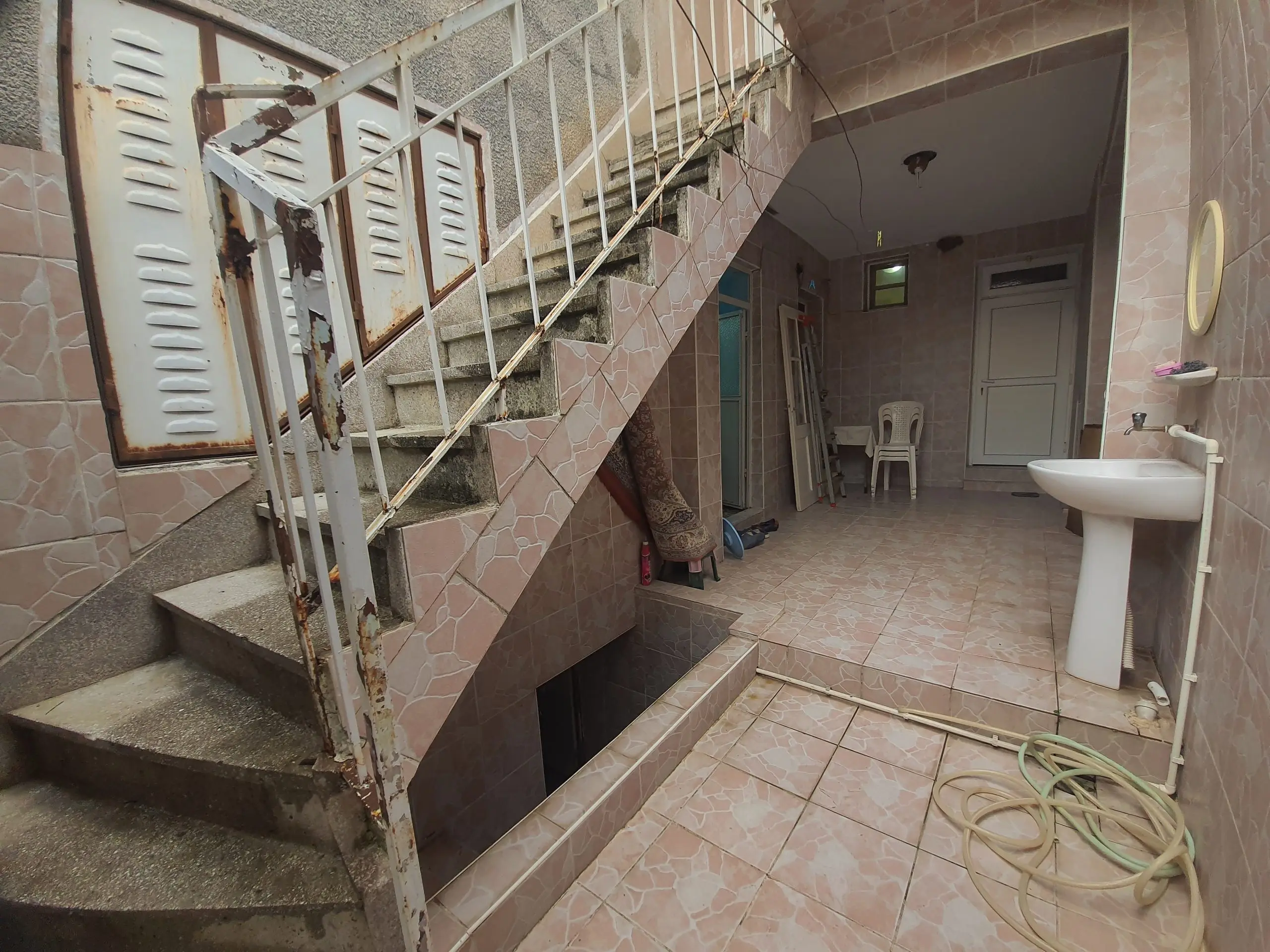 Uğur Ayaz - İzmir Mavişehir Gayrimenkul Danışmanı 20250424 164220 1 scaled 1