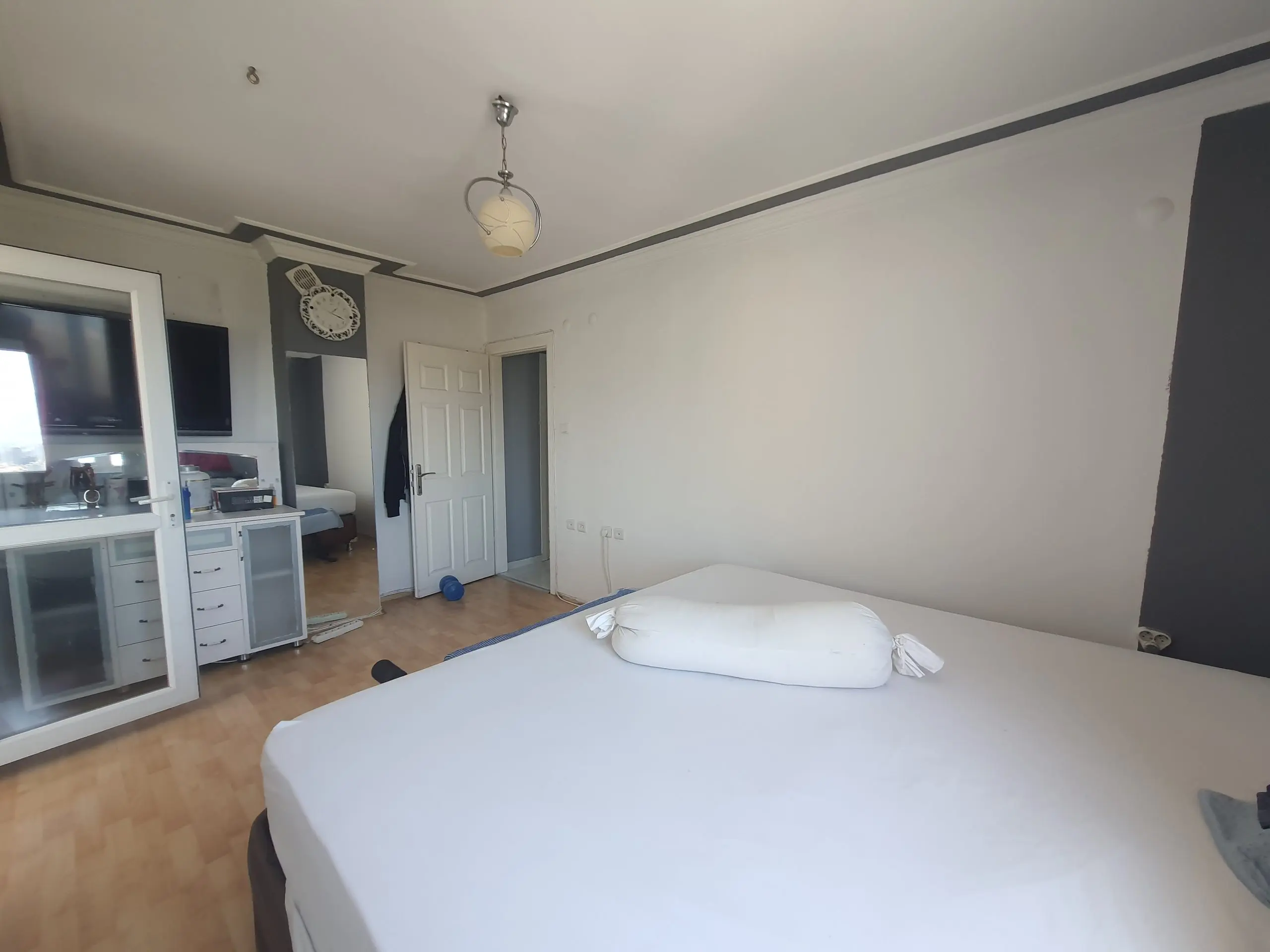 Uğur Ayaz - İzmir Mavişehir Gayrimenkul Danışmanı 20250616 132132 scaled 1