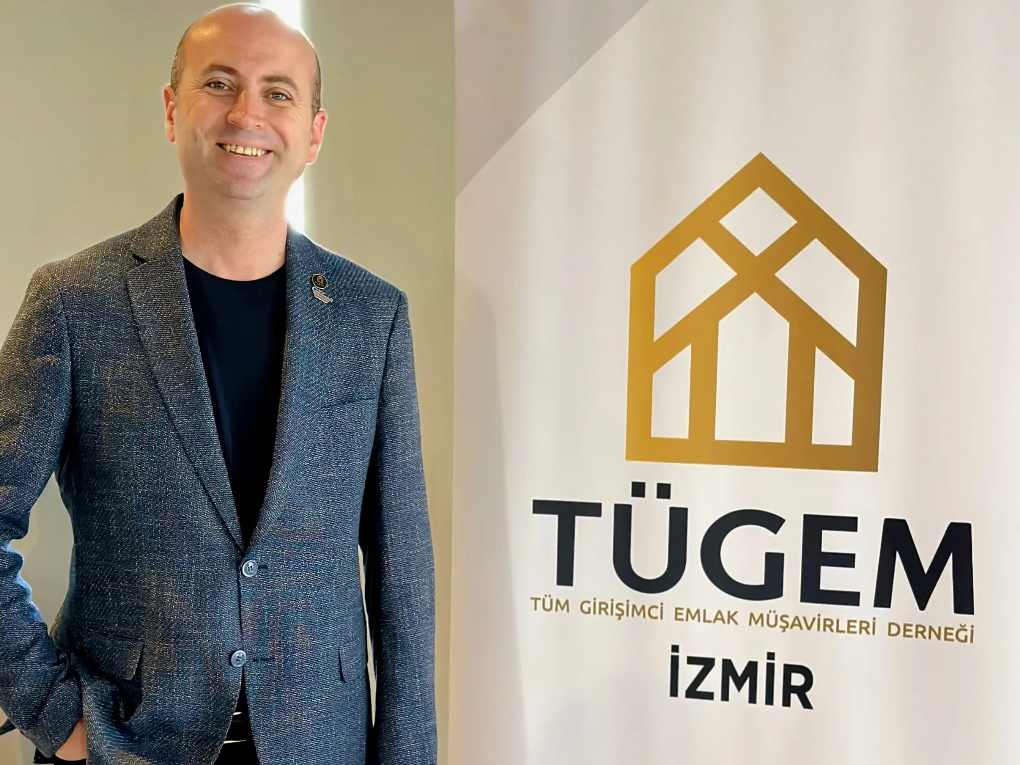 Uğur Ayaz - İzmir Mavişehir Gayrimenkul Danışmanı