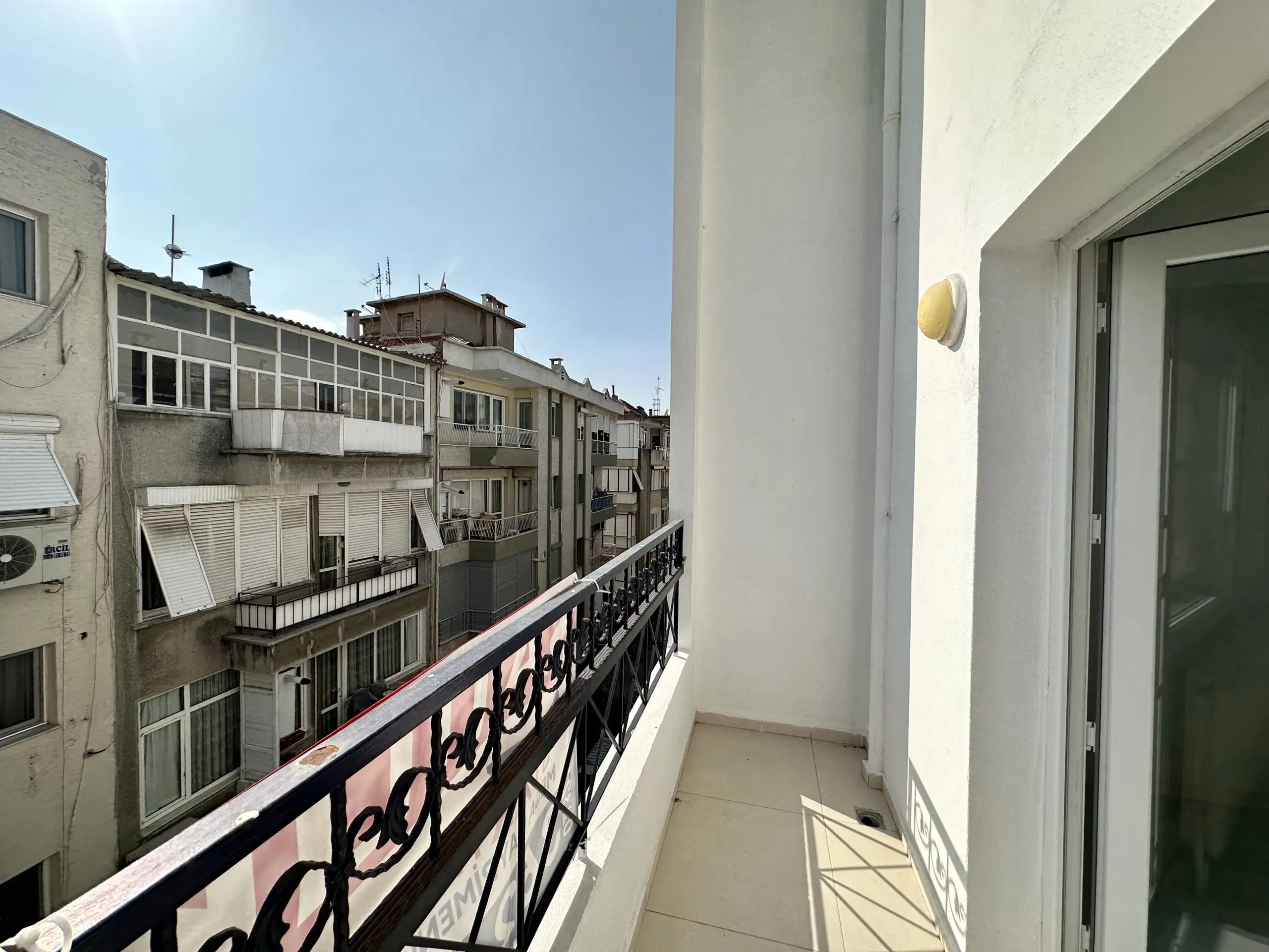 Uğur Ayaz - İzmir Mavişehir Gayrimenkul Danışmanı IMG 0469 scaled 1