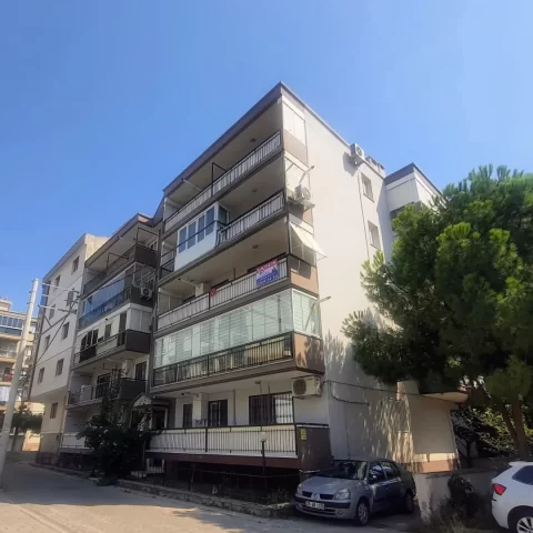 Uğur Ayaz - İzmir Mavişehir Gayrimenkul Danışmanı