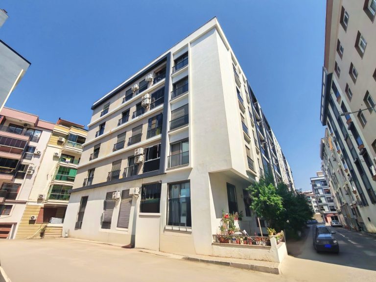 Uğur Ayaz - İzmir Mavişehir Gayrimenkul Danışmanı Uğur Ayaz - İzmir Mavişehir Gayrimenkul Danışmanı