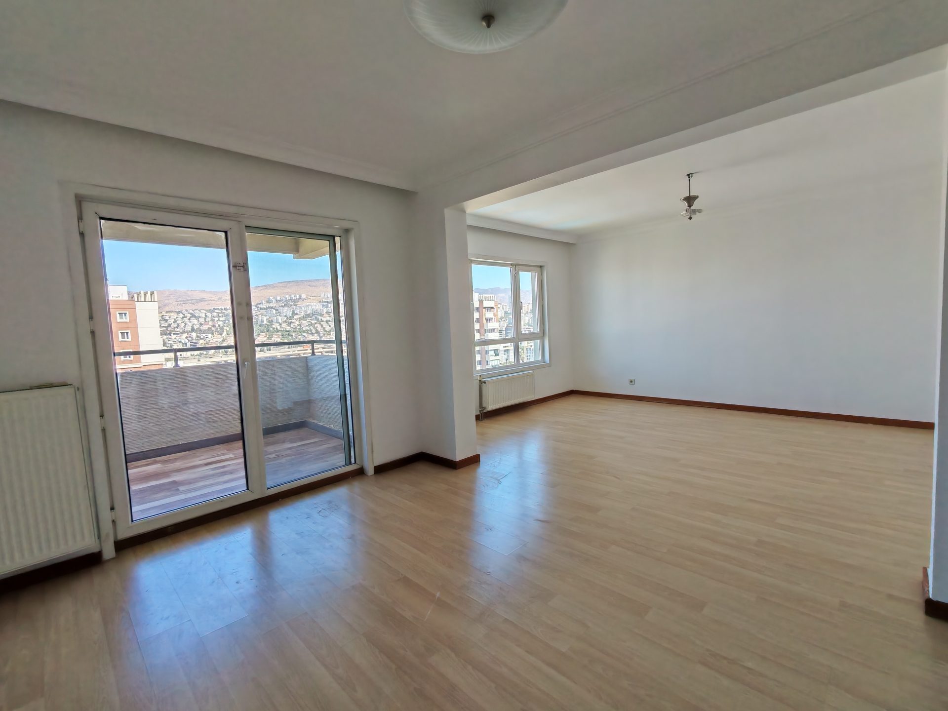 Uğur Ayaz - İzmir Mavişehir Gayrimenkul Danışmanı IMG_20260824_125120