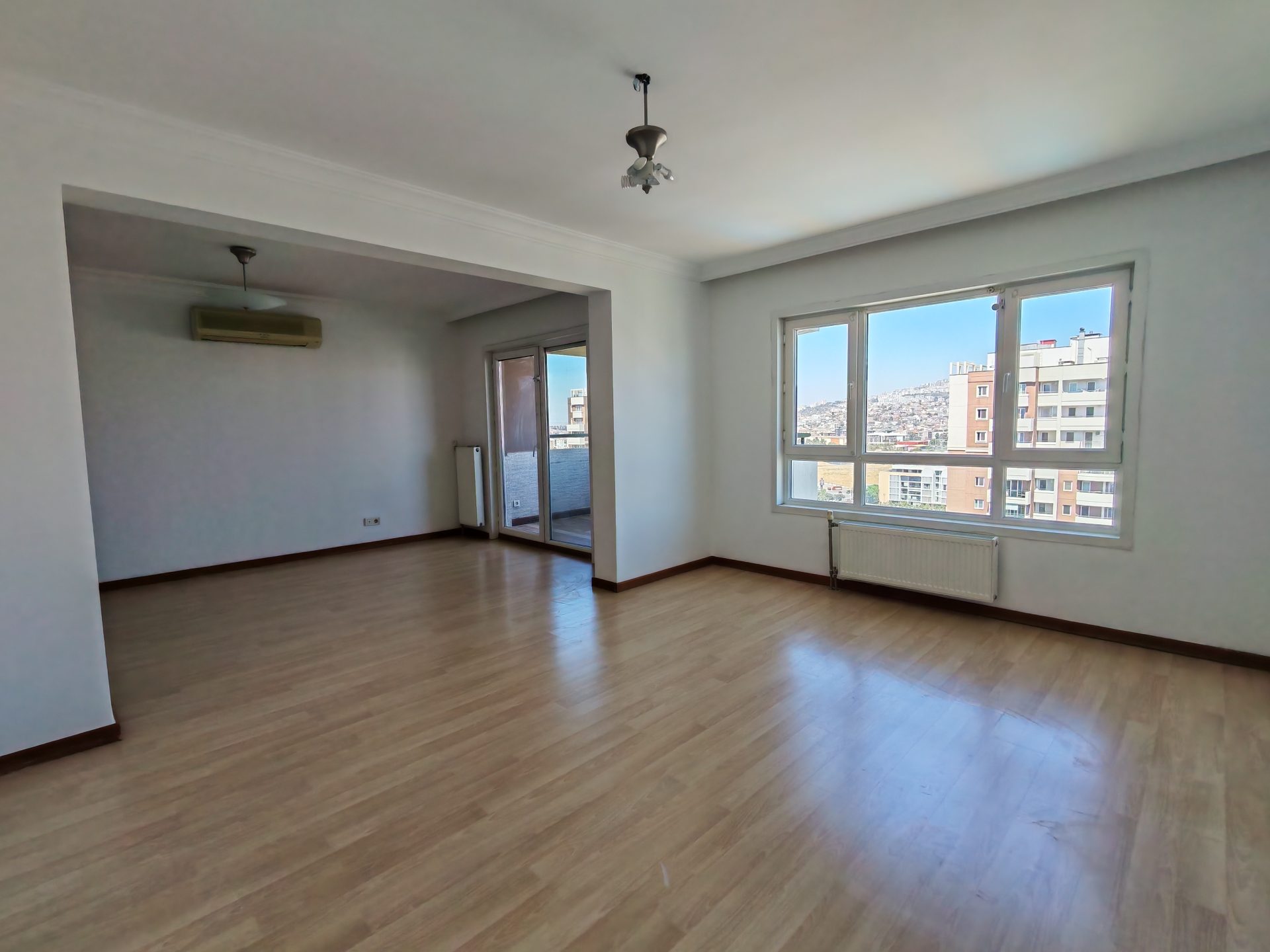 Uğur Ayaz - İzmir Mavişehir Gayrimenkul Danışmanı IMG_20260824_125148