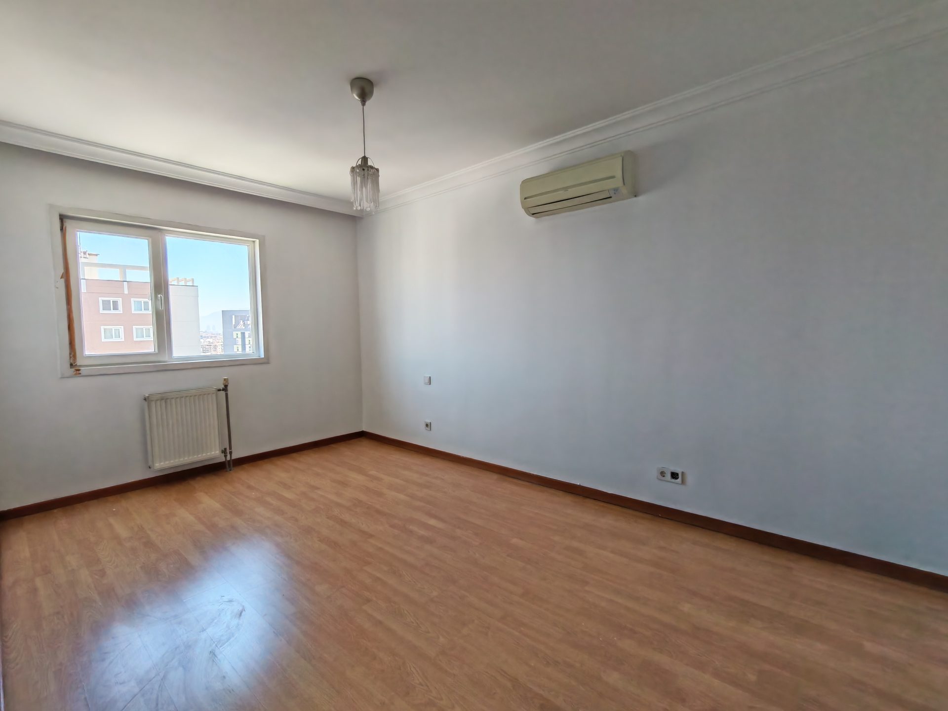 Uğur Ayaz - İzmir Mavişehir Gayrimenkul Danışmanı IMG_20260824_125245