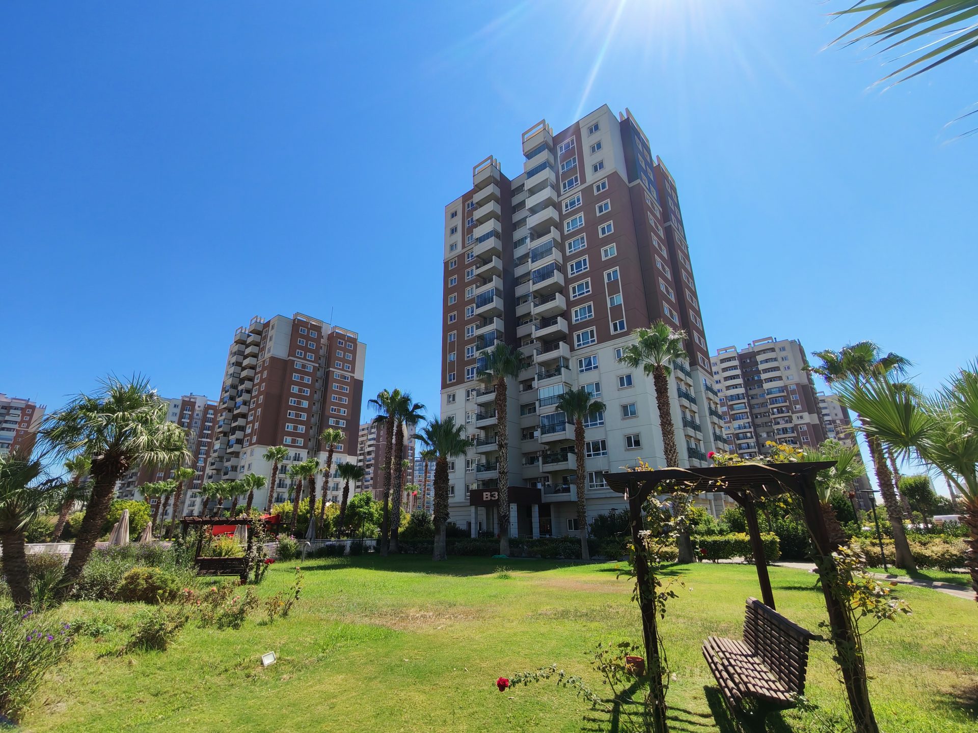 Uğur Ayaz - İzmir Mavişehir Gayrimenkul Danışmanı IMG_20260824_130954