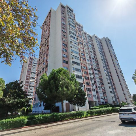 Uğur Ayaz - İzmir Mavişehir Gayrimenkul Danışmanı Uğur Ayaz - İzmir Mavişehir Gayrimenkul Danışmanı